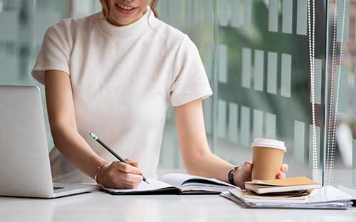 重慶成人高考報名人數(shù)有限制嗎？怎么選專業(yè)？