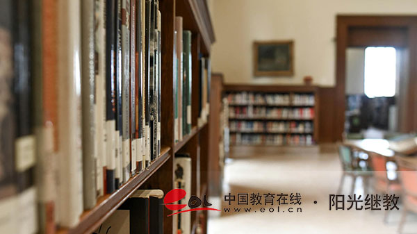 江蘇醫(yī)藥類成人高考報(bào)名有哪些要求？需要哪些材料？