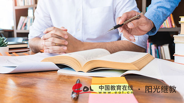 成人高考通過什么途徑報名？需要哪些材料？