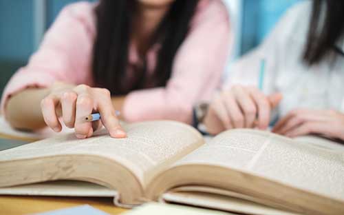 澳洲大學(xué)本科留學(xué)難嗎？澳大利亞本科留學(xué)條件是什么？