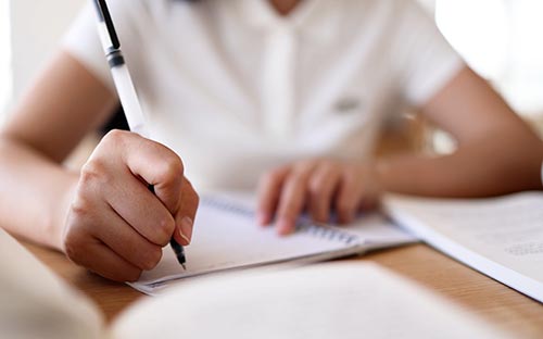 AP和IB課程的區(qū)別是什么，參加AP課程和IB課程有什么好處