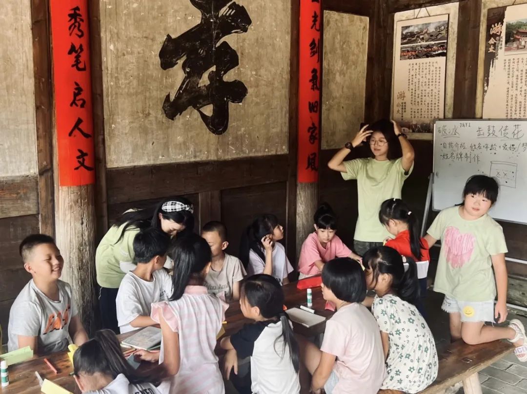 專訪｜狂攬12封世界名校OFFER、18w+獎學(xué)金，轉(zhuǎn)軌成功的她有話說！