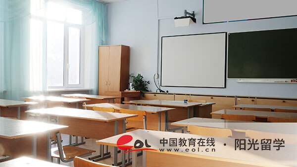 英國工業(yè)設(shè)計專業(yè)院校排名表，哪些學(xué)校比較好